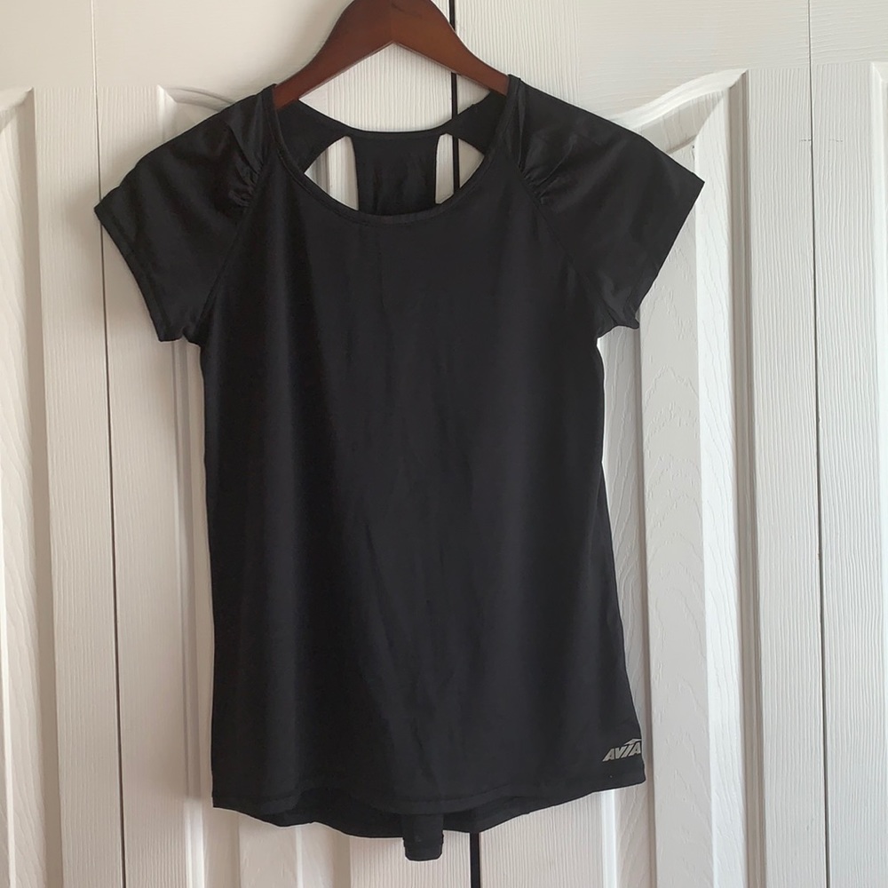 NWOT AVIA Tee